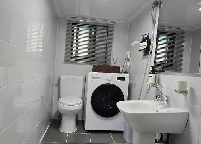 New 7 Minute Walk From Seongsu Station, Forest, Yeonmujang-gil, Olive Young N