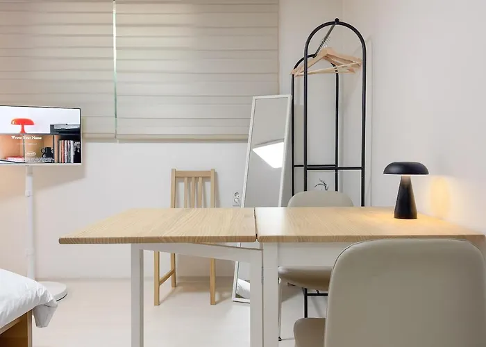New 7 Minute Walk From Seongsu Station, Forest, Yeonmujang-gil, Olive Young N Apartamento