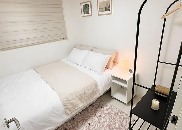 New 7 Minute Walk From Seongsu Station, Forest, Yeonmujang-gil, Olive Young N *